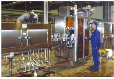 Waterproof and rustproof shrink sleeve label machine for PVC and PET bottles