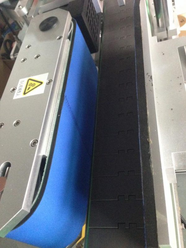 Memadhesia Etikeda Maŝino, Ununura / Duble-Flanka Etikeda Aplikilo-Maŝino Por Boteloj