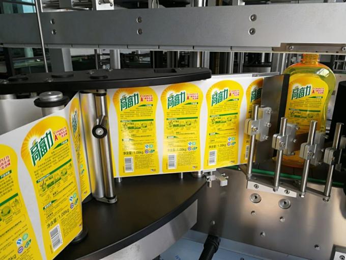 Unuflanka kvadrata botela etikedaplikilo kun Wrap Around Labeling System