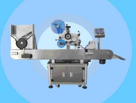 Ĉina Aŭtomata Vial-Etiketa Maŝino Najla Polura Etiketa Glumarko-Maŝino Por Kosmetikaĵoj provizanto