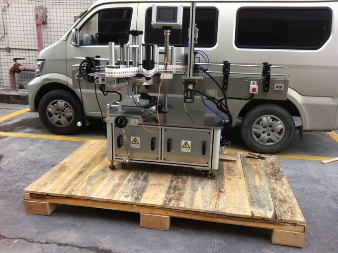 Plena aŭtomata Antaŭa kaj Malantaŭa Etikedmaŝino por rondaj dorlotbestaj kruĉoj